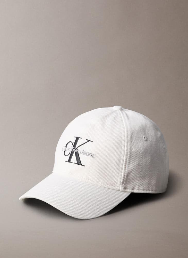 Calvin Klein Jeans Men's Logo Curved Peak Cap - Image 1