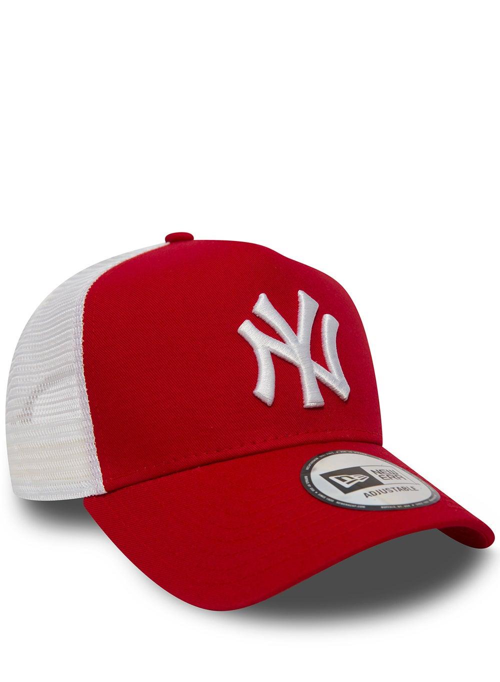 Elevate Your Style NEW ERA New York Yankees Trucker Cap - Image 1