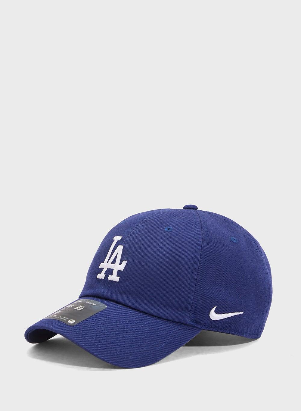 Nike MLB Yankees Club Cap: Timeless Style, Adjustable Comfort - Image 1