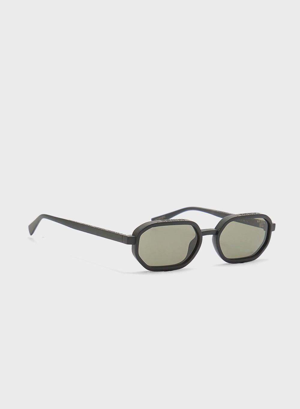 GUESS Gu0023302N53: Elegant Geometric Sunglasses for Men - Image 1