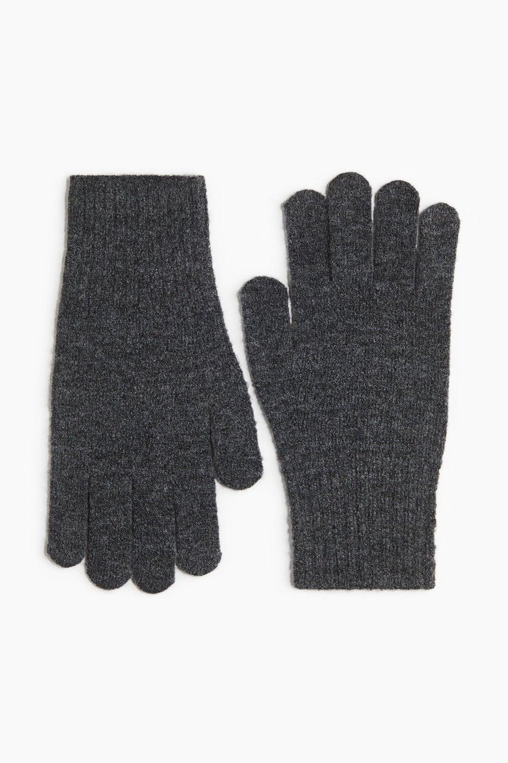 H&M Men’s Winter Gloves: Warmth & Style Combined - Image 1