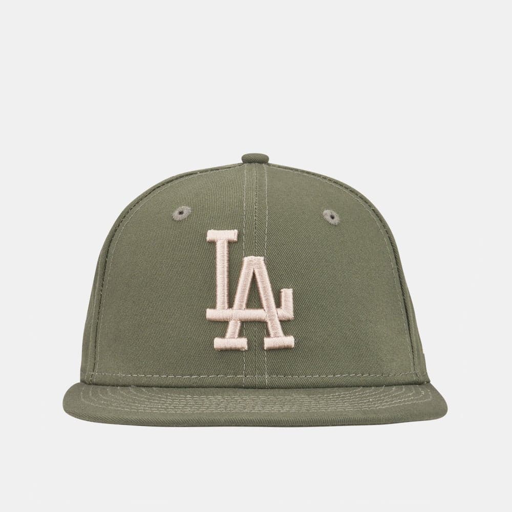 NEW ERA 9FIFTY LA Dodgers Essential Snapback Cap - Image 1
