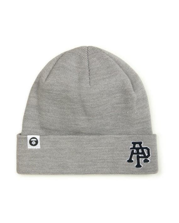 AAPE Moonface Men's Logo Beanie: Winter Elegance - Image 1