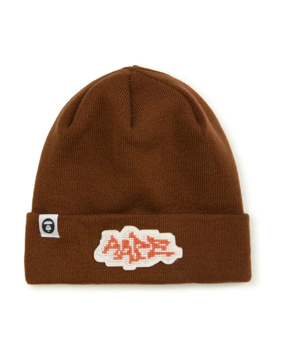 AAPE Moonface Logo Men's Beanie: Style Meets Warmth - Image 1