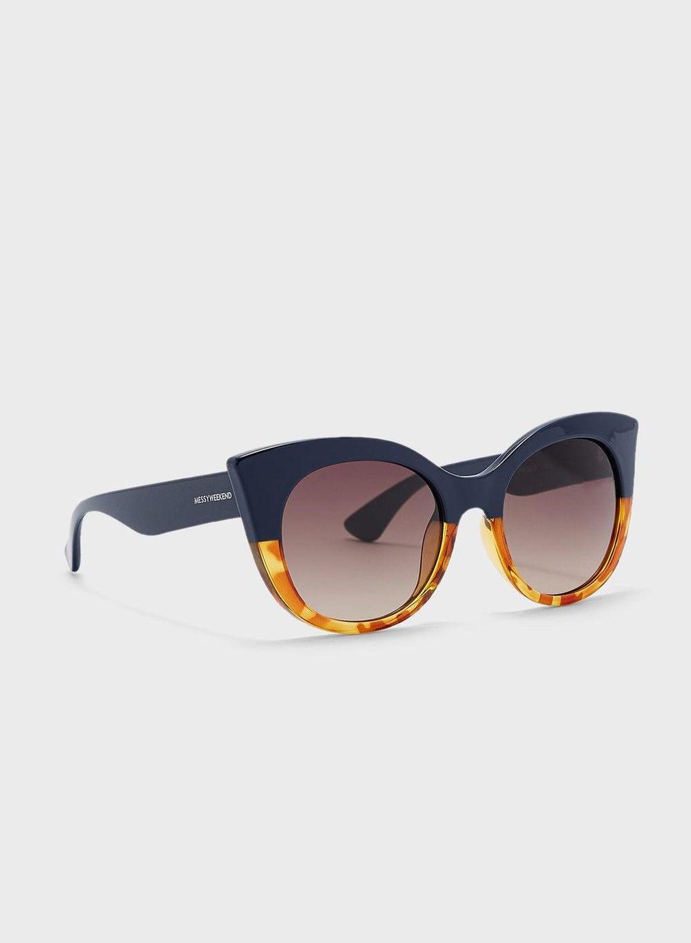 MESSYWEEKEND Thelma Classic Wayfarer Sunglasses for Men - Image 1