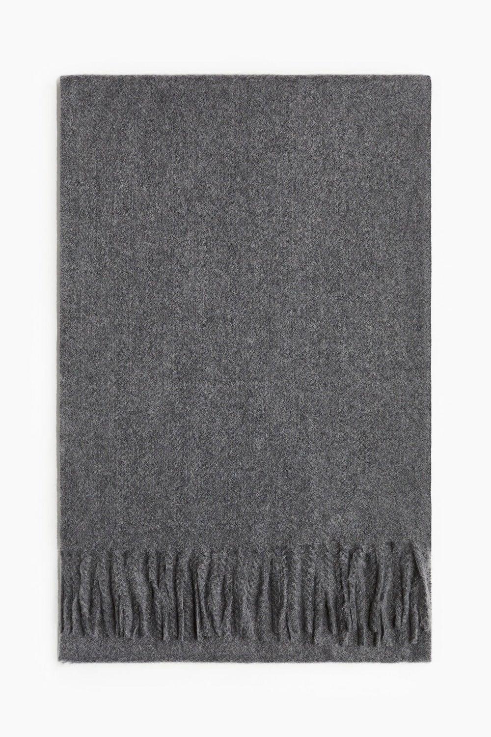 H&M Classic Men's Fringed Scarf in Woven Acrylic - Image 1