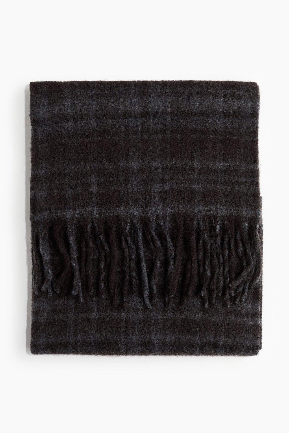 H&M Classic Men's Woven Fringed Scarf - Image 1