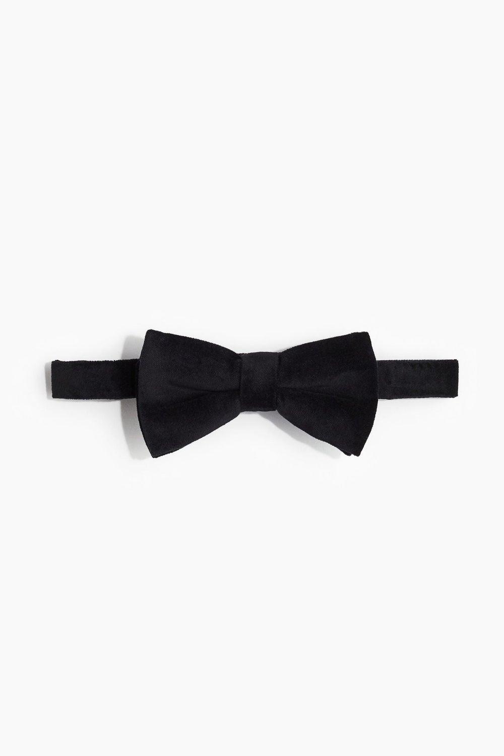 H&M Velvet Elegance Bow Tie for Men - Perfect for Any Event - Image 1