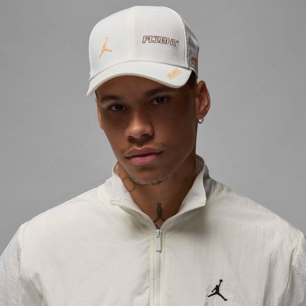 Jordan Rise Structured Hat - Classic Style Meets Comfort - Image 1
