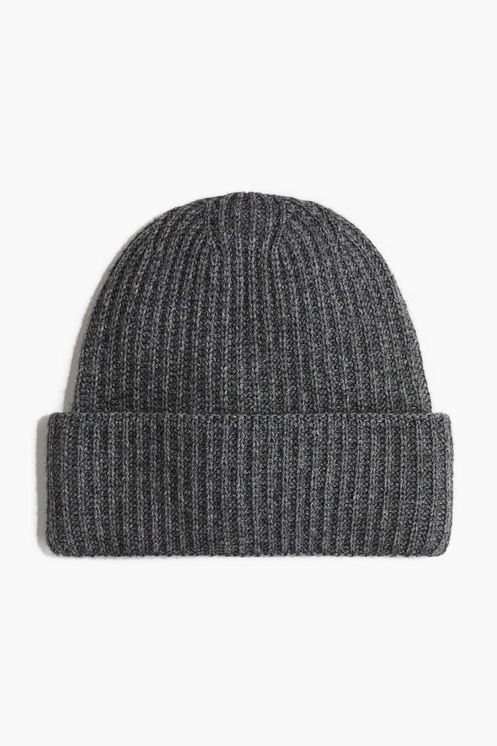 H&M Men's Elegant Ribbed Wool-Blend Winter Hat - Image 1