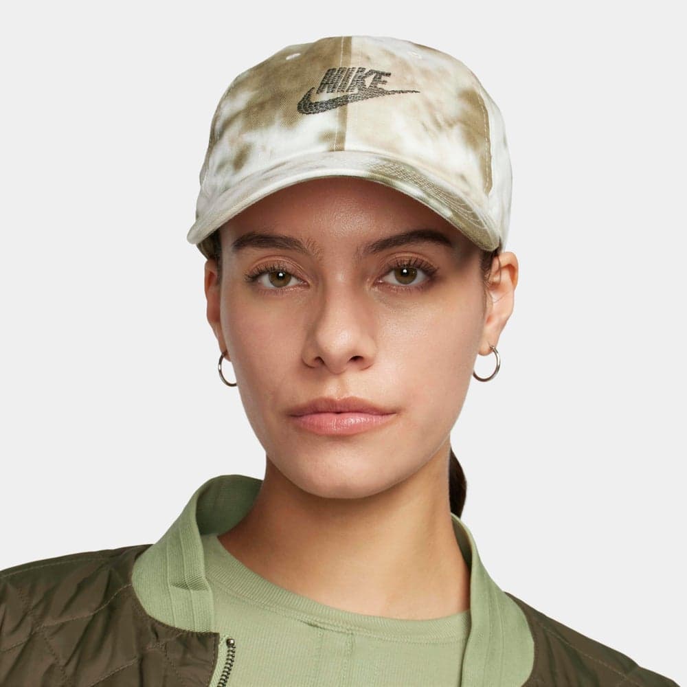 Nike Club Men's Unstructured Cap: Classic & Adjustable - Image 1