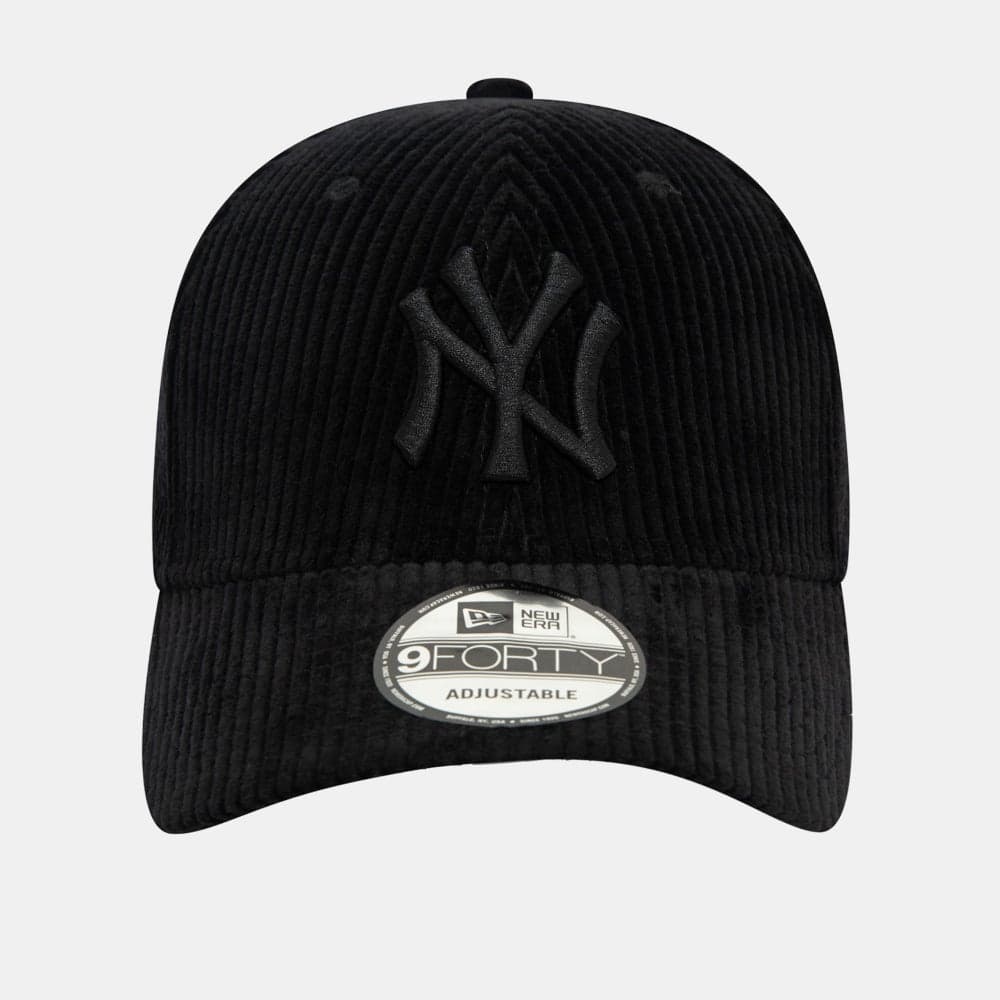 New Era NY Yankees Corduroy 9FORTY Cap - Classic Elegance - Image 1