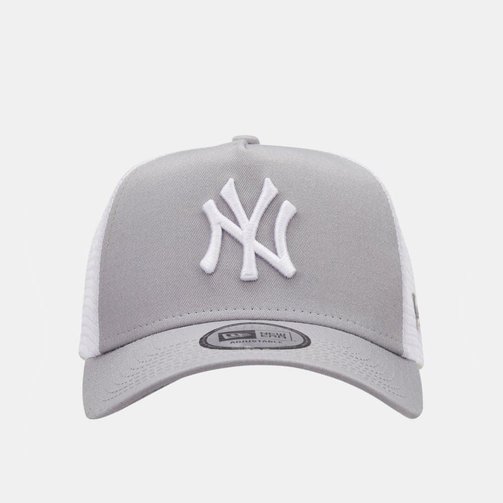 NY Yankees 9FORTY A-Frame Men's Trucker Cap - Image 1
