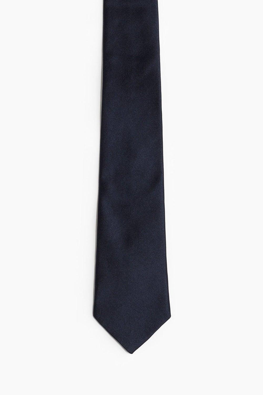 H&M Elegance Defined: 100% Mulberry Silk Tie - Image 1