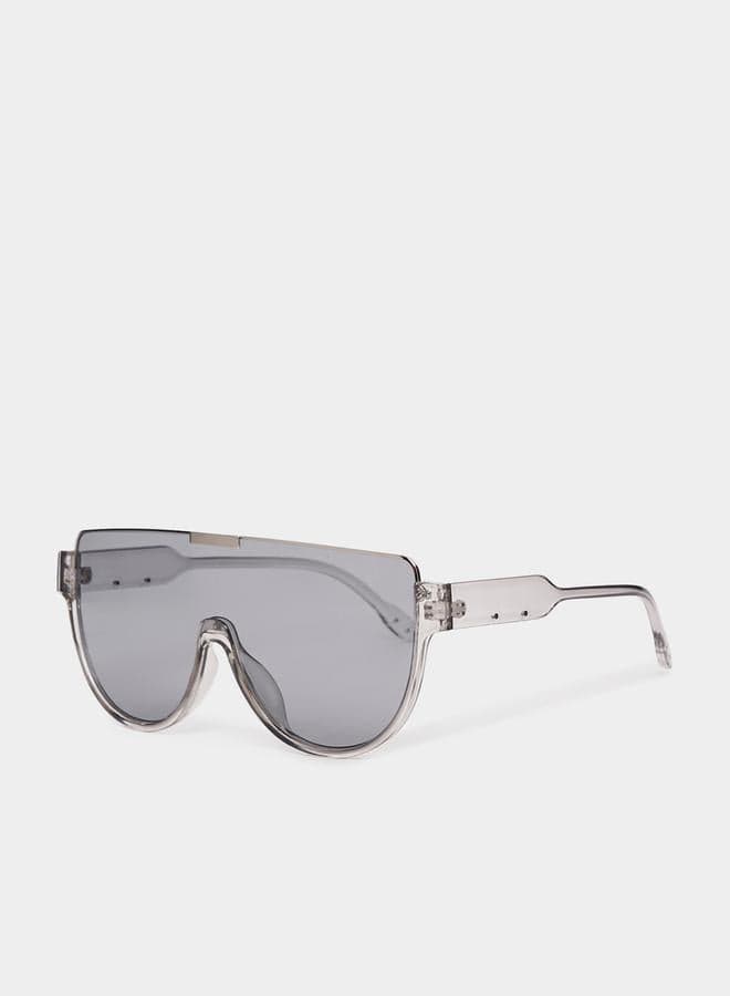 Styli Shield: Sleek Tinted Sunglasses for Men - Image 1