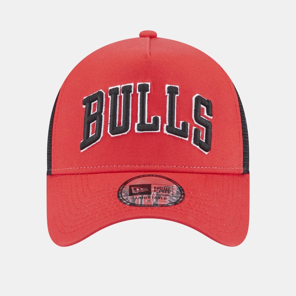 NEW ERA Chicago Bulls Script Trucker Cap - Men's Edition - Image 1