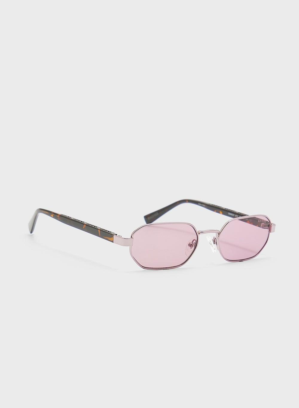 GUESS GU0023181Y53 Shape Sunglasses: Men's Fashion Icon - Image 1