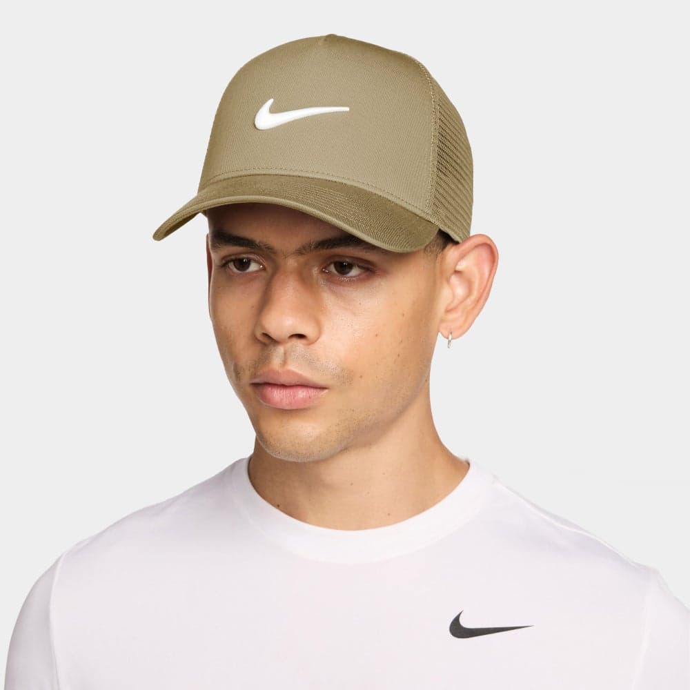 Nike Rise Trucker Cap: Elegance Meets Comfort - Image 1