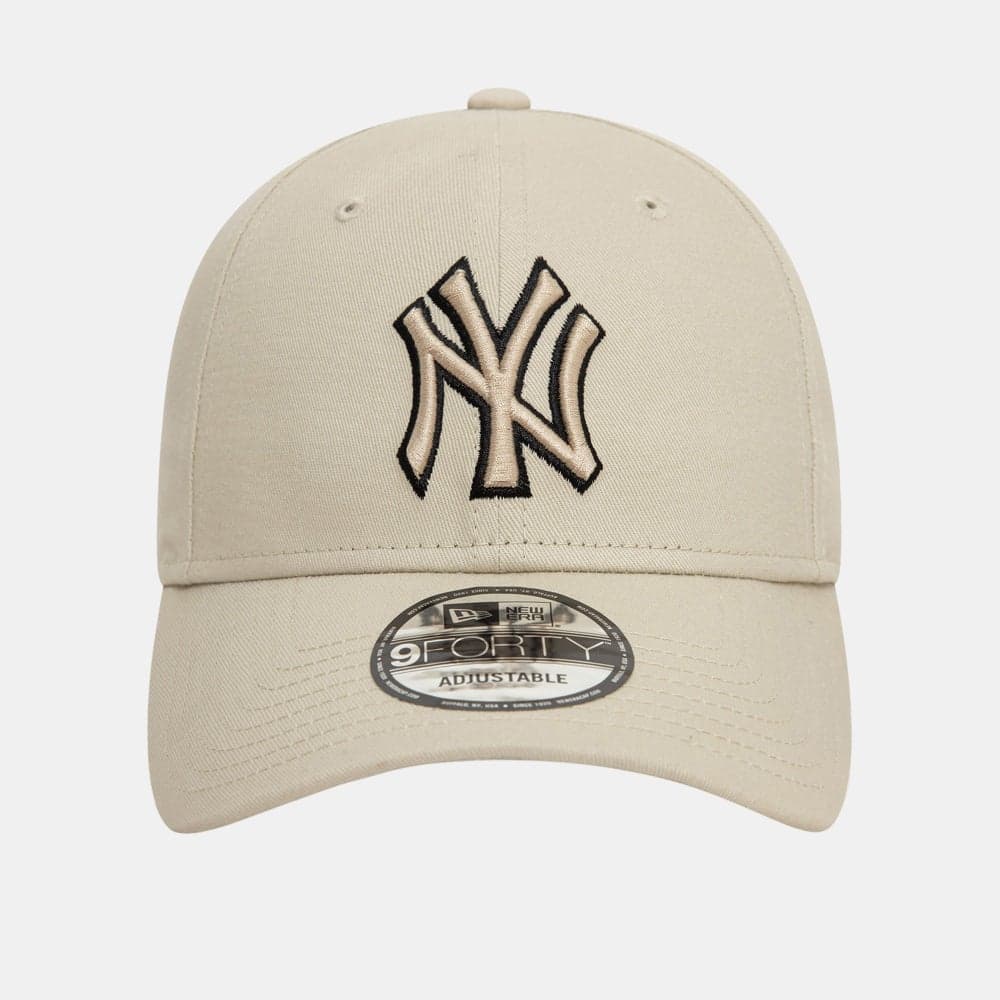 Elevate Your Game: NY Yankees 9FORTY Cap by New Era - Image 1