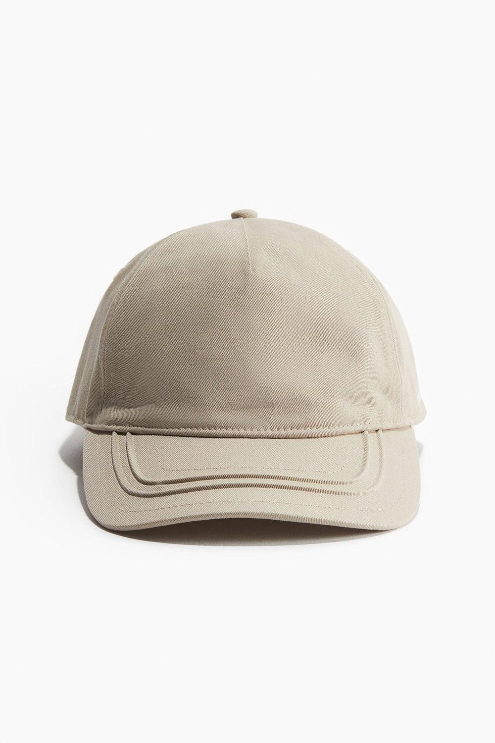 H&M Classic Twill Men's Cap with Unique Motif - Image 1