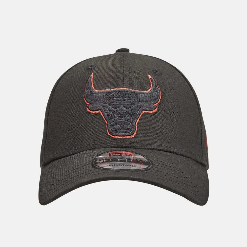 Chicago Bulls Metallic 9FORTY Cap – Iconic Embroidery and Comfort - Image 1
