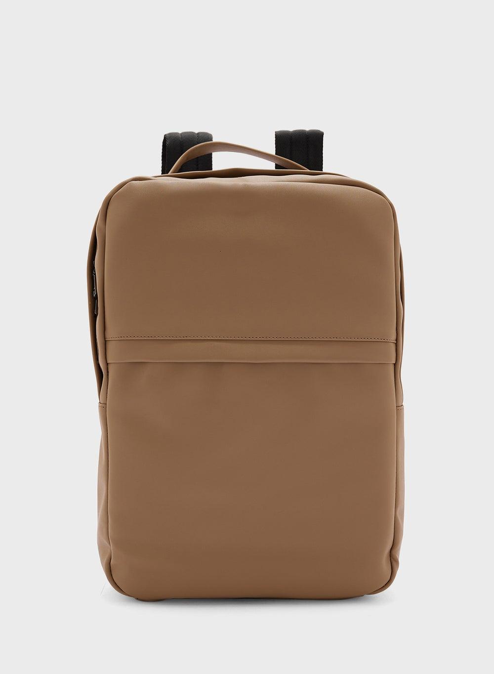 Robert Wood Essential Casual Backpack for Modern Men - Image 1