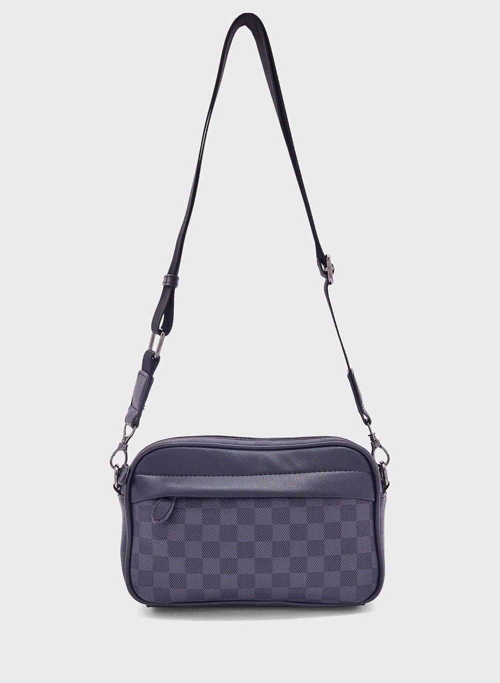 Robert Wood Men's Premium Lightweight Messenger Bag - Image 1