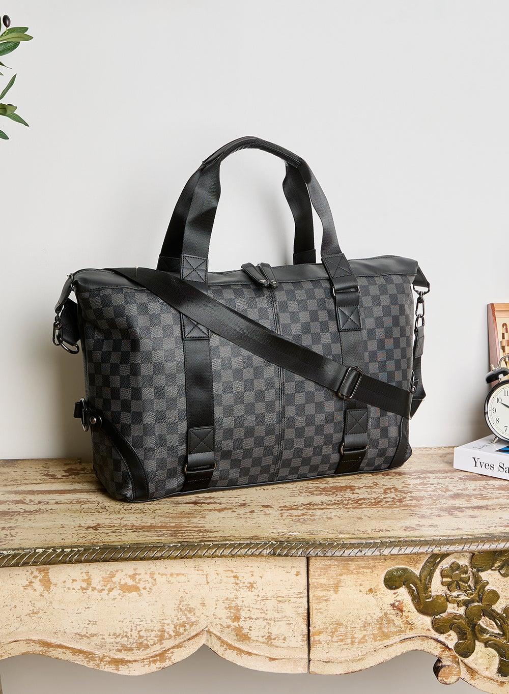 Robert Wood Men's Essential Printed Duffle Bag - Image 1