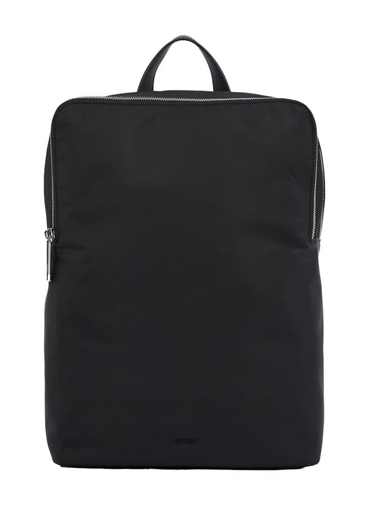 CALVIN KLEIN BUSINESS QUARED Sleek Men's Backpack - Image 1