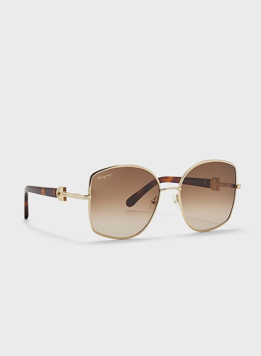 Salvatore Ferragamo Women's Oval Sunglasses: Elegant Craftsmanship - Image 1
