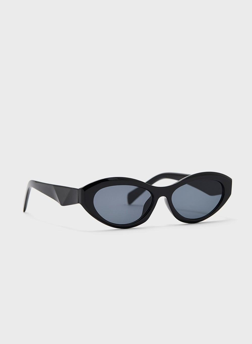 ELLA Chic Oval Lens Sunglasses for Women - Image 1
