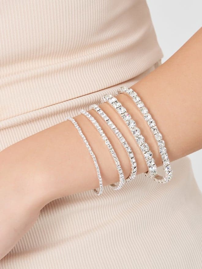 Styli Casual Multistrand Bracelets - Chic Accessory for Every Occasion - Image 1