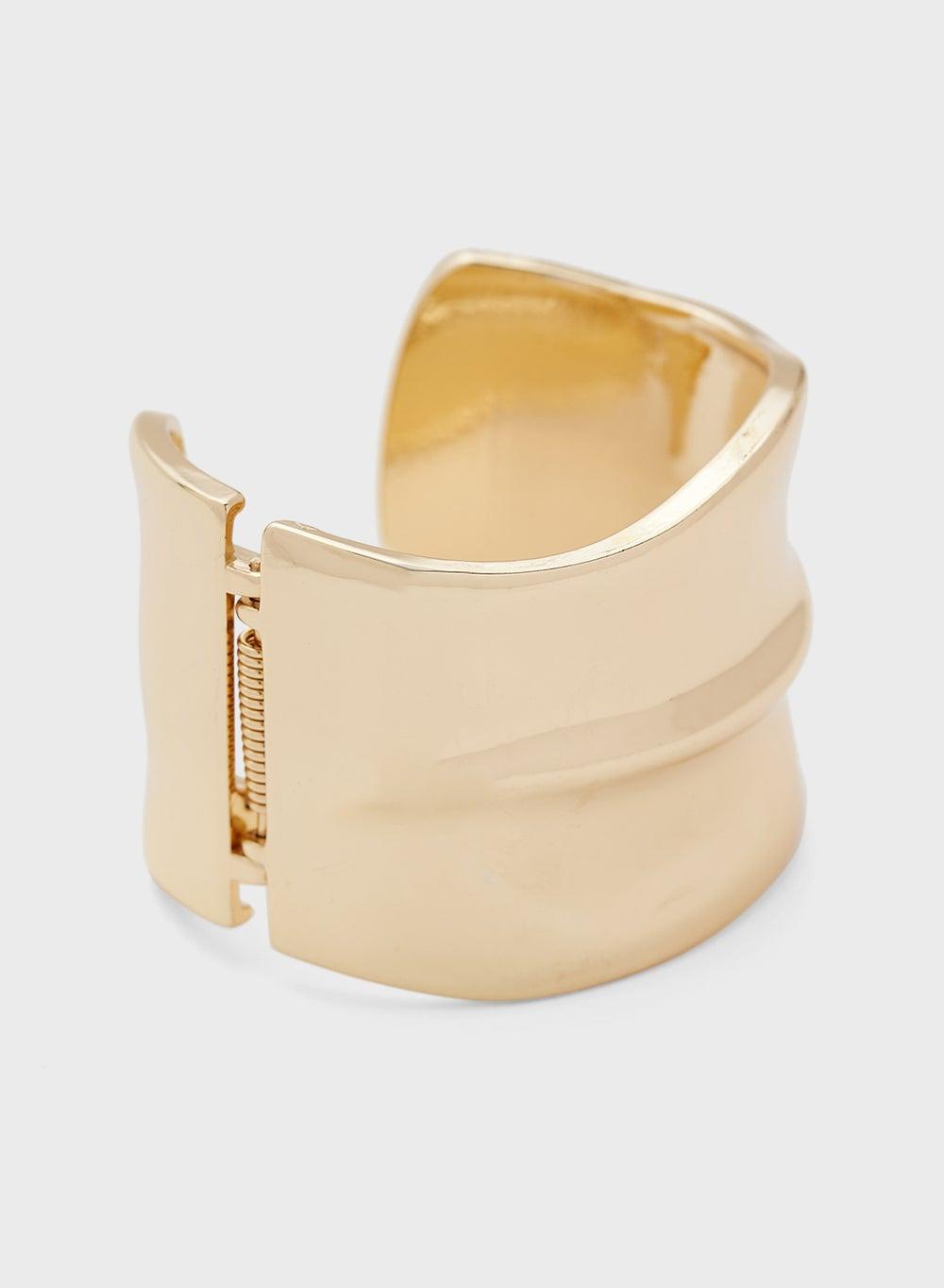 ELLA Molten Cuff Bracelet: Refinement Meets Modern Elegance - Image 1