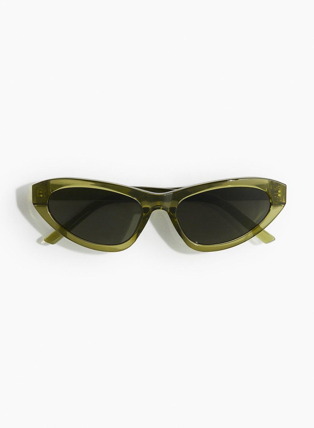 H&M Chic Cat-Eye Sunglasses – A Women's Sunny Day Essential - Image 1