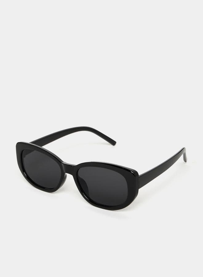 Styli Semi Cat Eye Sunglasses: Chic Elegance Unleashed - Image 1