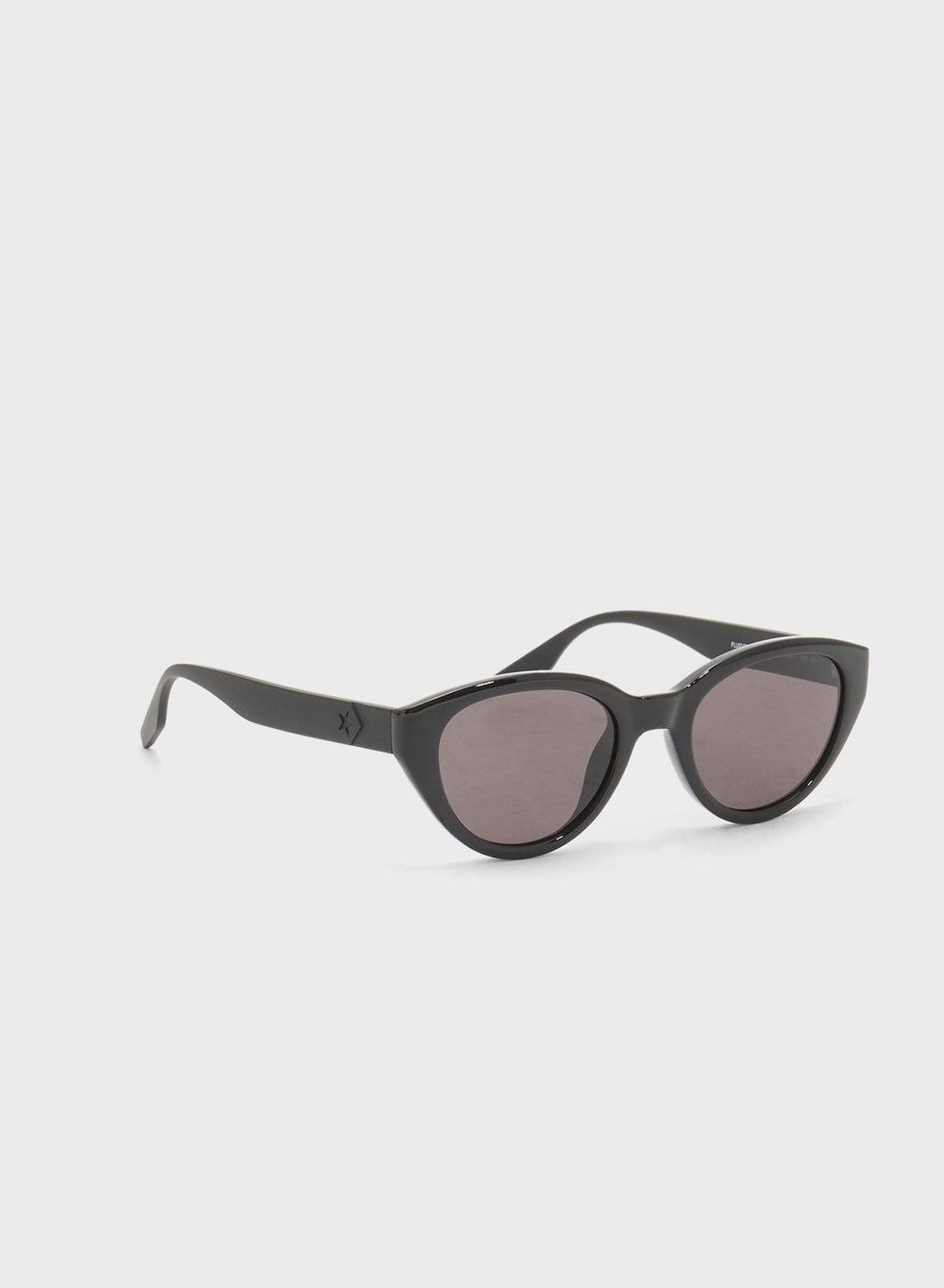 CONVERSE Cat Eye Women's Sunglasses: Bold Elegance - Image 1