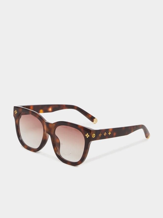 Chic Styli Tortoise Shell Cat Eye Sunglasses for Her - Image 1