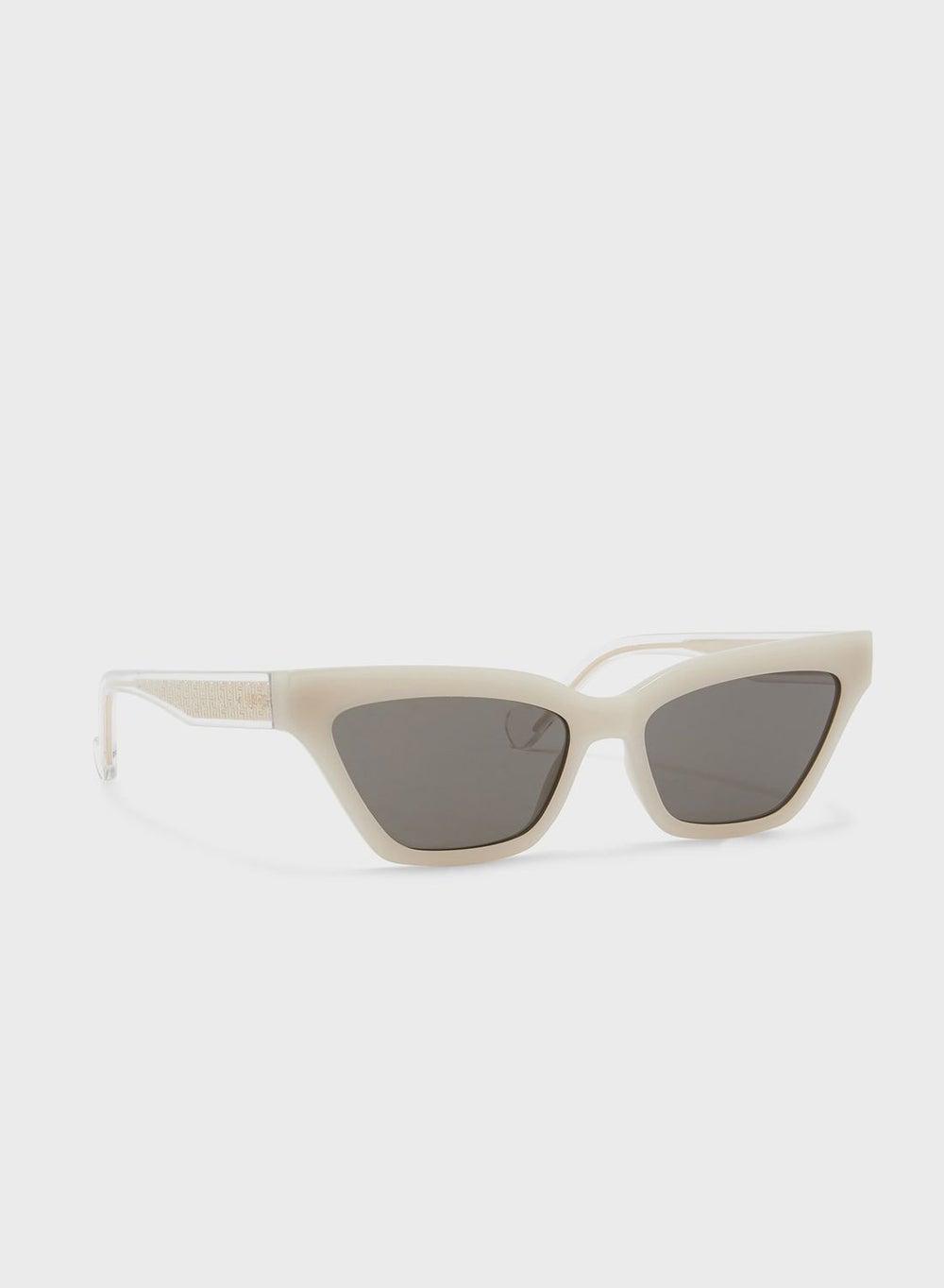 Liu Jo Cat Eye Sunglasses – Elegance Meets Comfort - Image 1