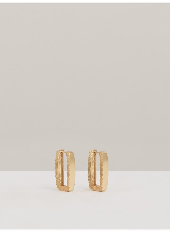 REISS Grace: Elegant Gold-Tone Graphic Hoop Earrings - Image 1