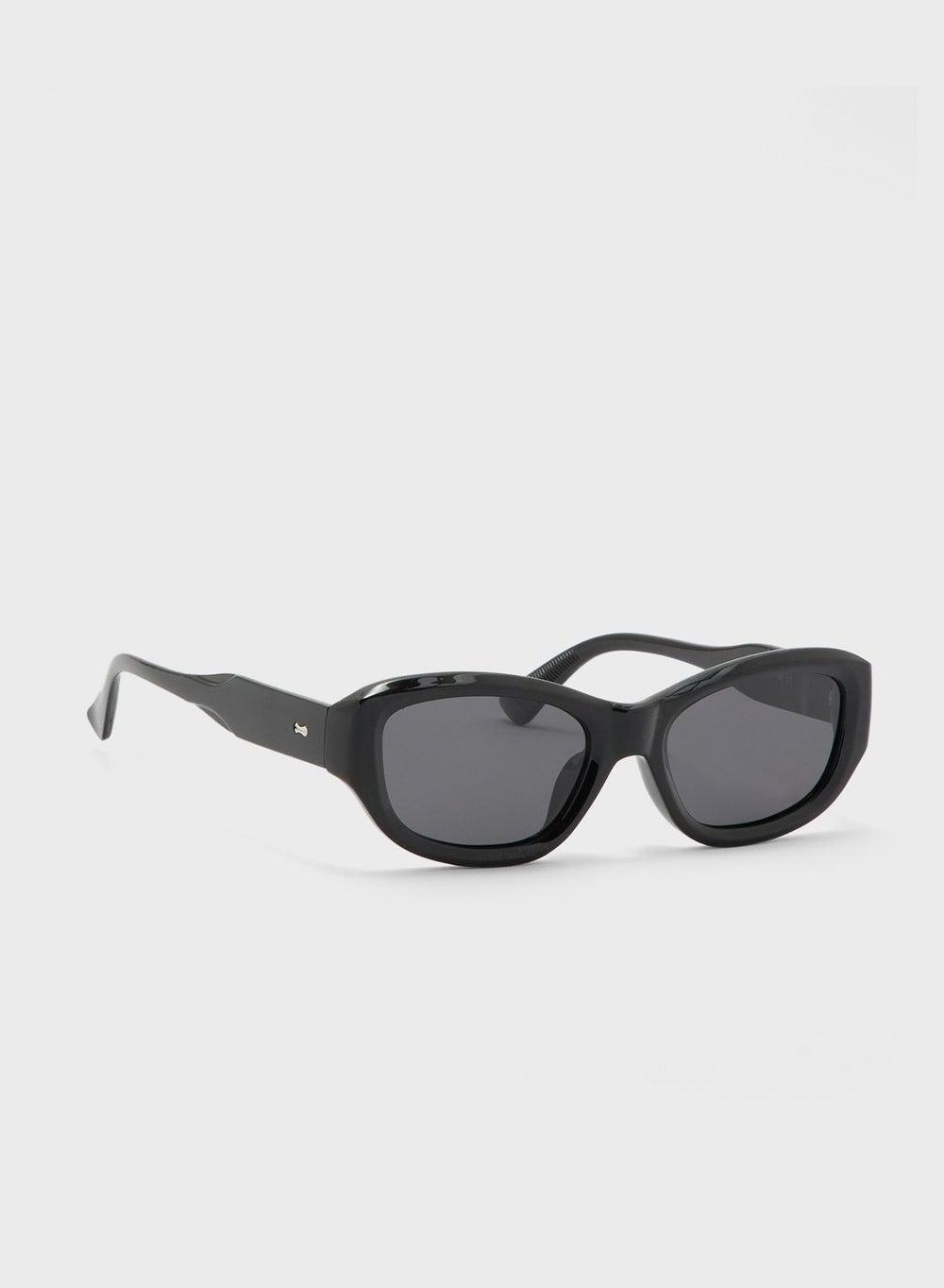 ELLA Angular Wayfarer Sunglasses — Timeless Elegance for Women - Image 1