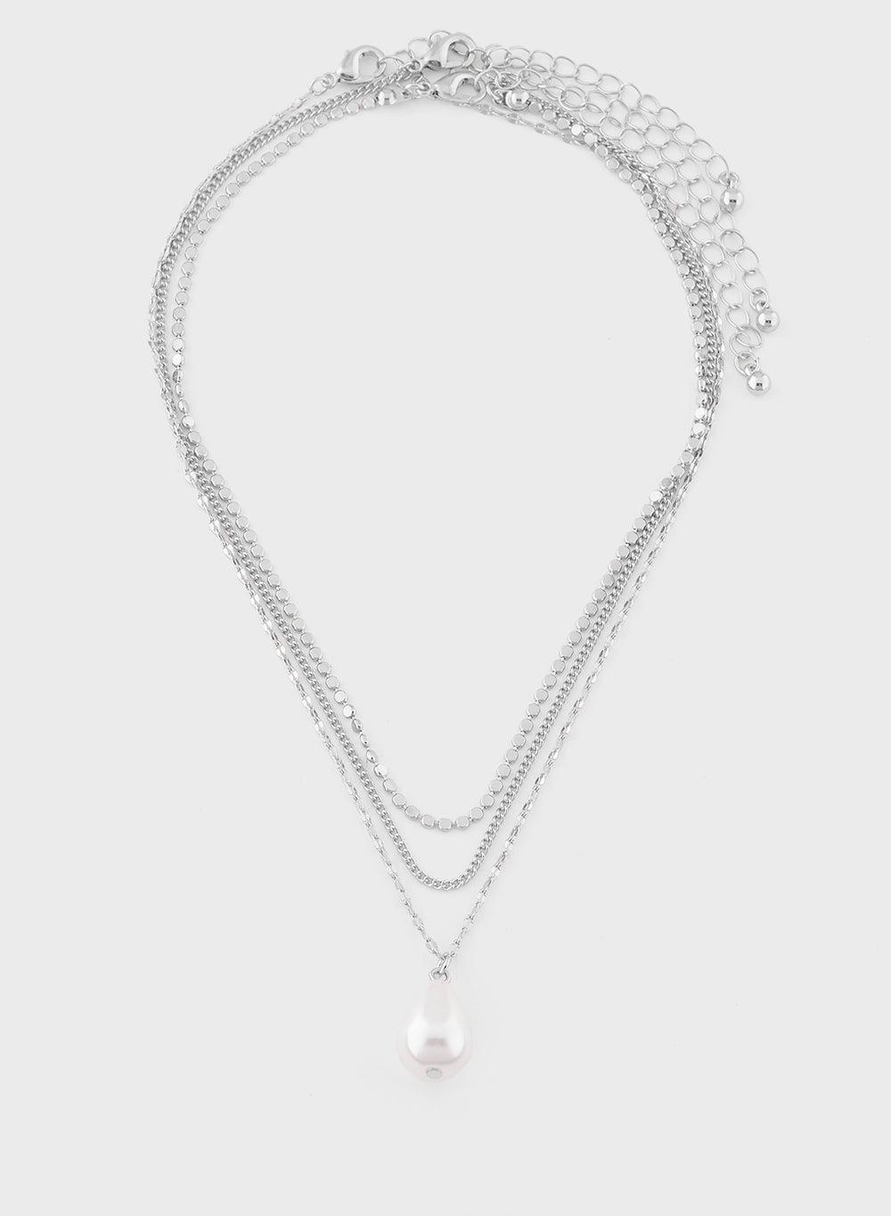 ELLA 3-Pack Elegant Pearl Pendant Necklaces - Image 1