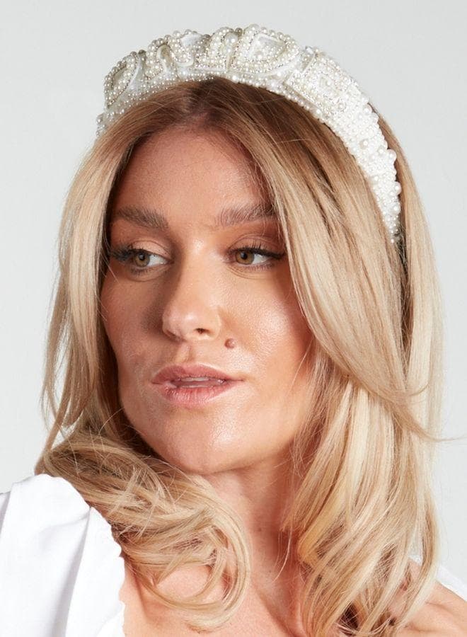 DAZED&ENGAGED Pearl Headband - Elegance for Every Bride - Image 1