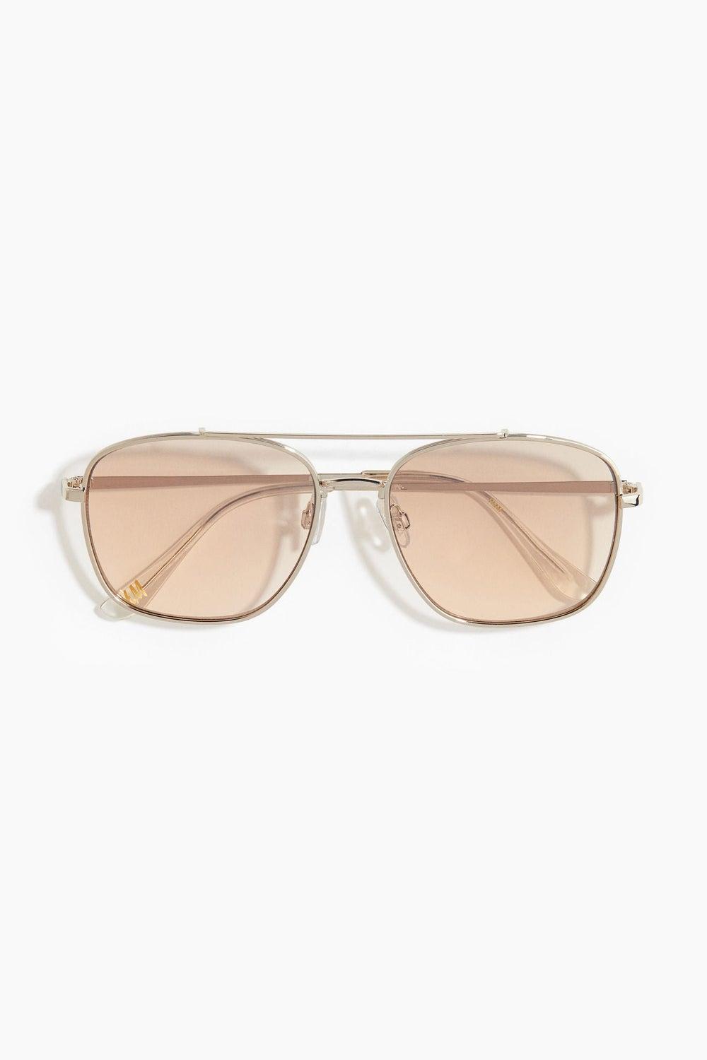 H&M Women's Aviator Sunglasses: Timeless Elegance in Every Glance - Image 1