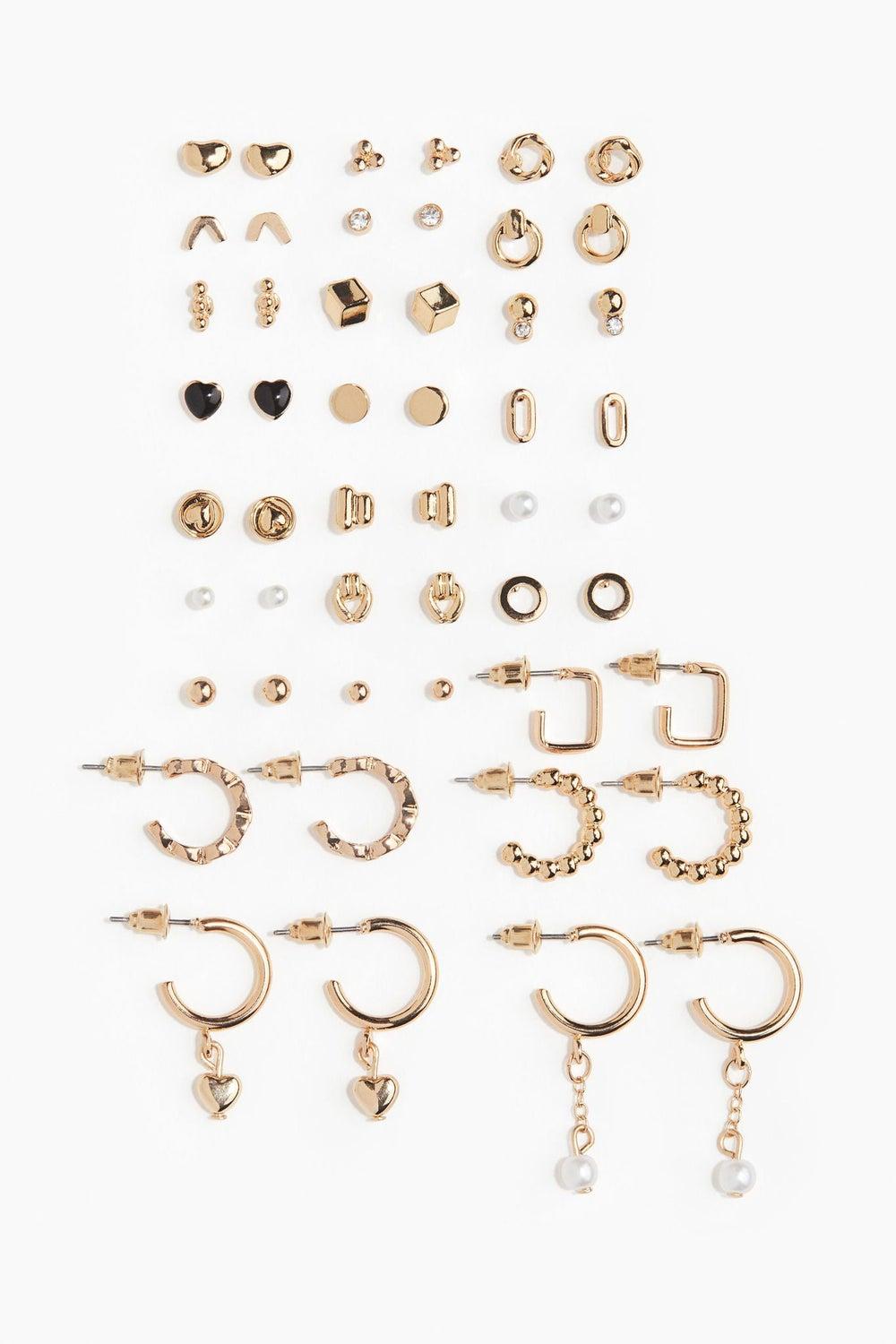 H&M Earring Collection: 25 Chic Pairs for Every Occasion - Image 1