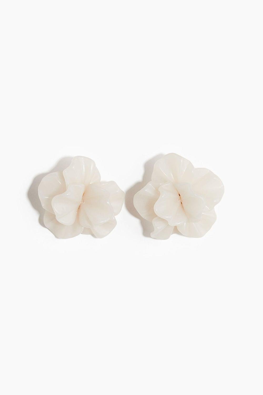 H&M Floral Elegance Stud Earrings for Sophisticated Style - Image 1