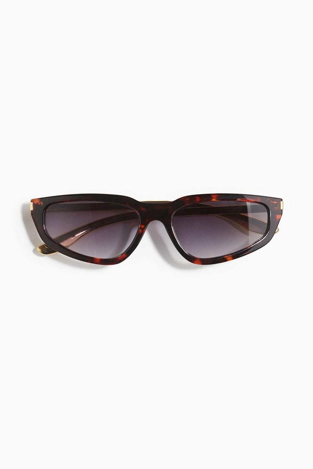 H&M Chic Angular Sunglasses for Stylish Women - Image 1