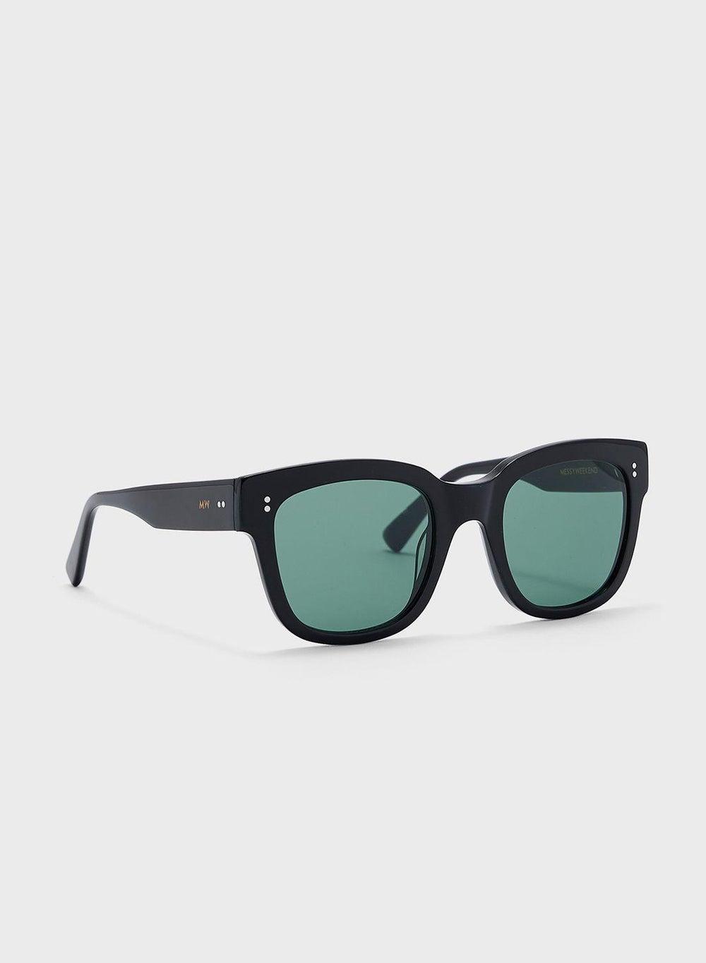 MESSYWEEKEND Liv Sunglasses for Women - Timeless Elegance - Image 1