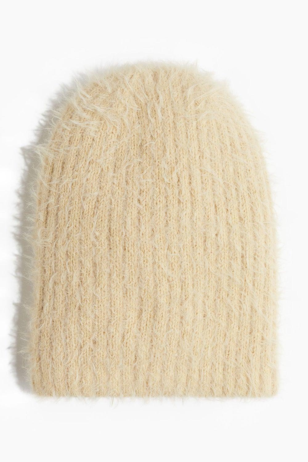 H&M Fluffy-Knit Beanie – Elegant Comfort for Women - Image 1