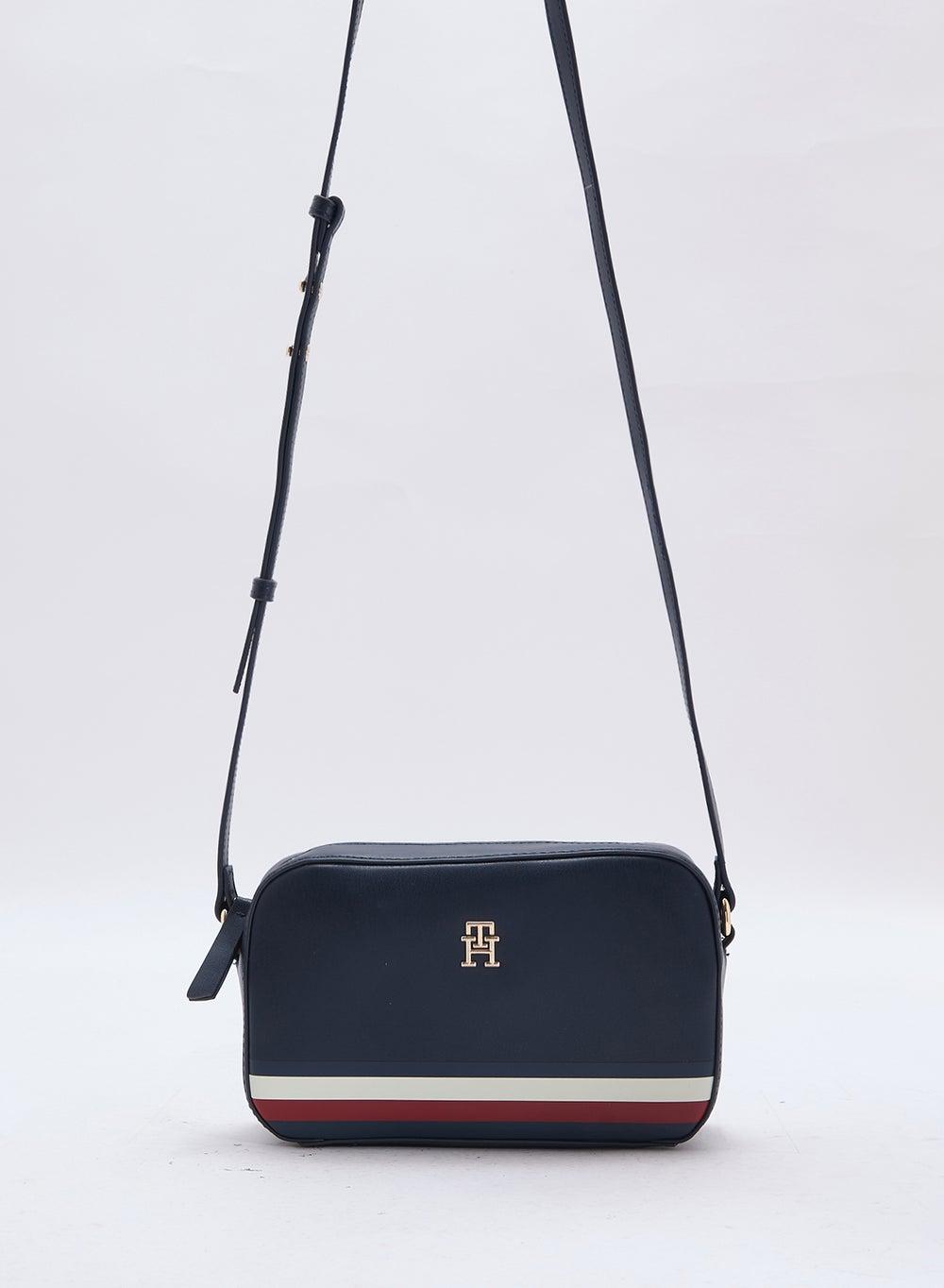 TOMMY HILFIGER LATAM Corp Crossover - Elegance for Her - Image 1