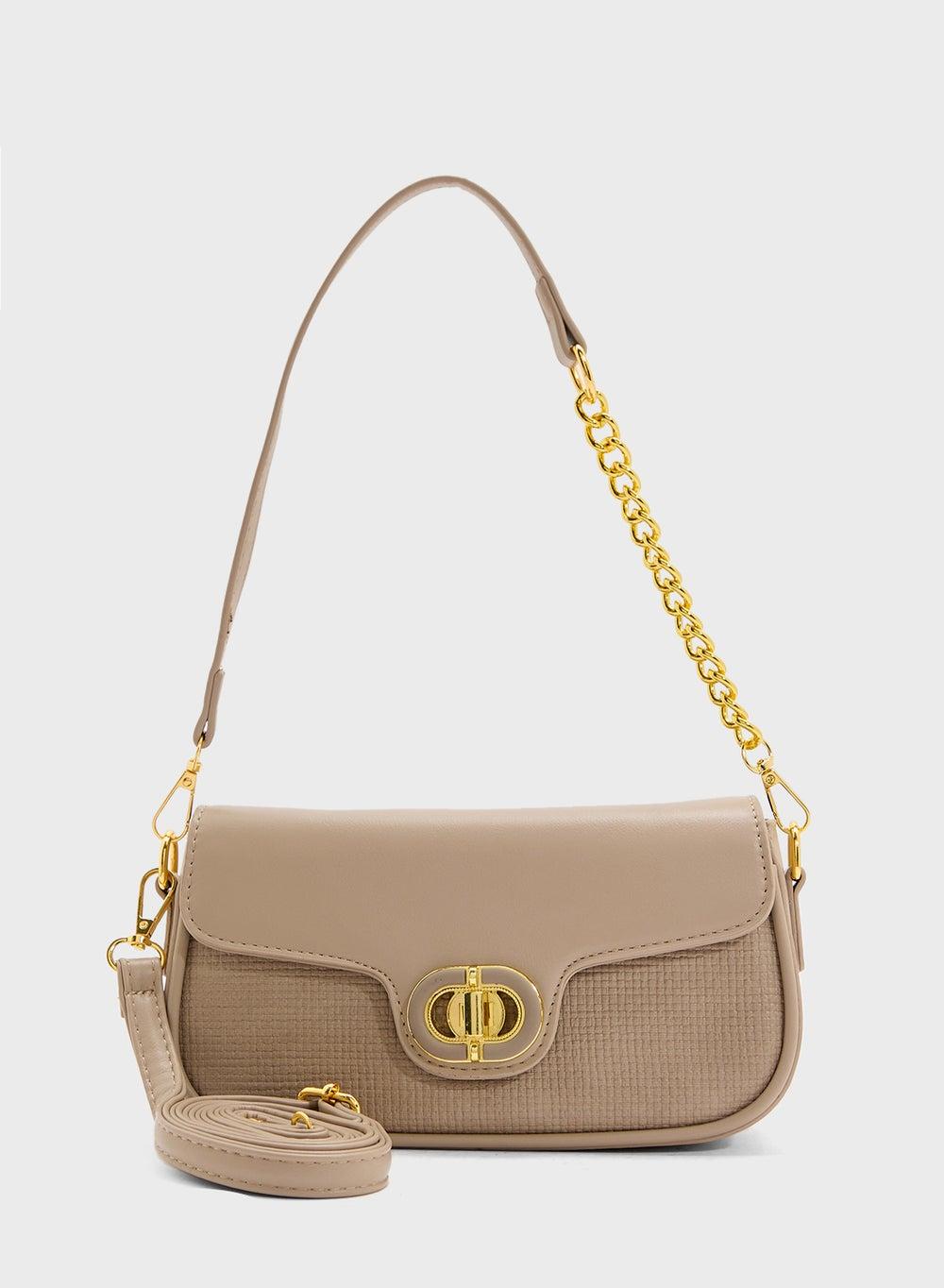 ELLA Chain Detail Elegance: Crossbody for the Modern Woman - Image 1